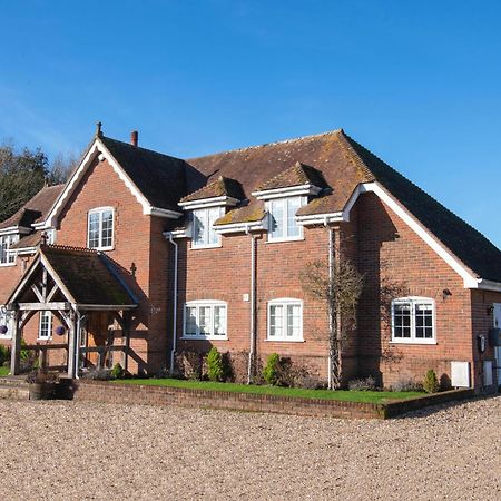 Langford Farmhouse - New Forest National Park Luxury 4Bd, Hot Tub, Cinema, 10 Acres Bartley エクステリア 写真