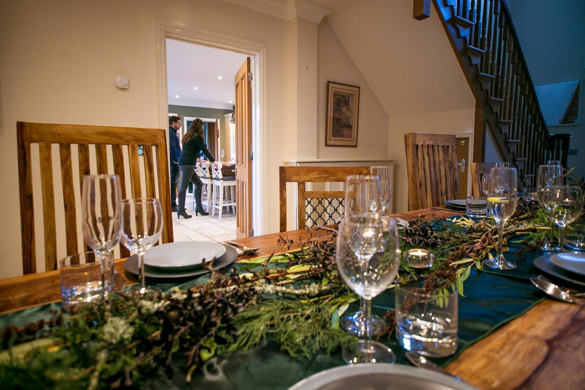 Langford Farmhouse - New Forest National Park Luxury 4Bd, Hot Tub, Cinema, 10 Acres Bartley エクステリア 写真